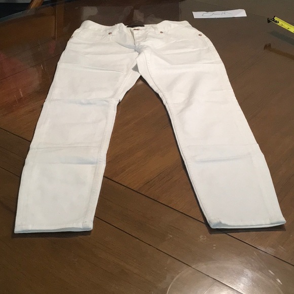 Ted Baker - Picture 1 of 5